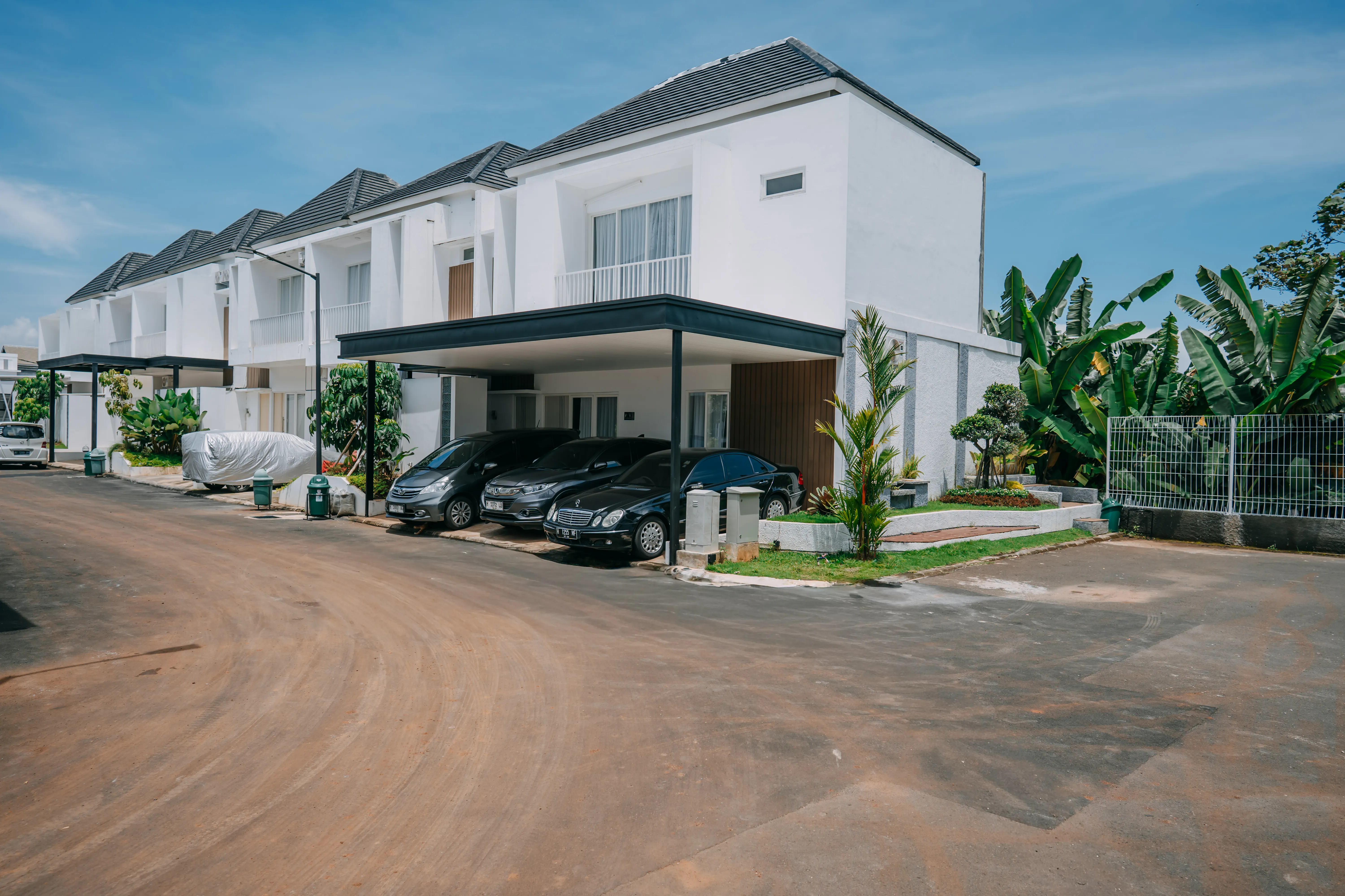 Cluster Ultima - Slide 3